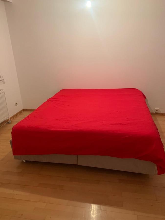 Sehr Schone Zimmer 1 In Wien Favoriten Exteriör bild